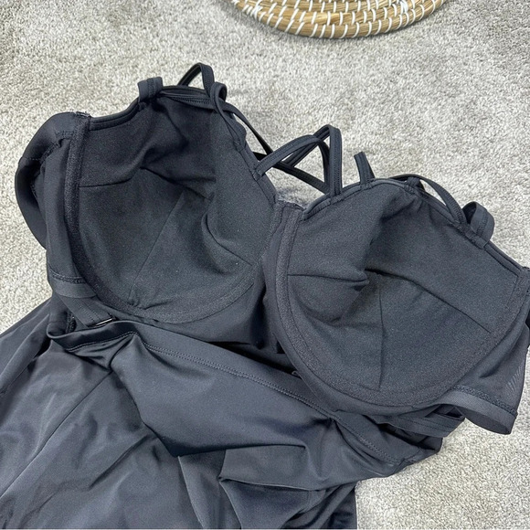Torrid Underwire Cage Front One Piece Swimsuit in Deep Black Size 5X - Picture 12 of 15